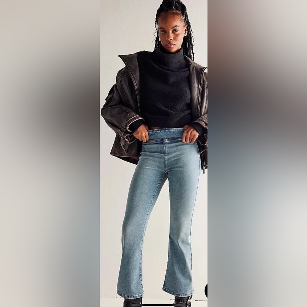 Free People “We The Free” Cropped Jeans